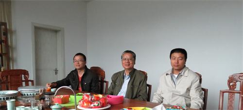 师大专家吴宗华指导公司山茶油生产-15401634874.jpg